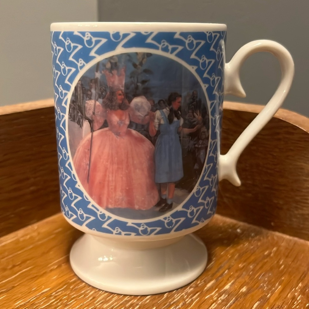 1990 Wizard of Oz Glinda & Dorothy Footed Porcelain Mug P5814 Hamilton Gifts